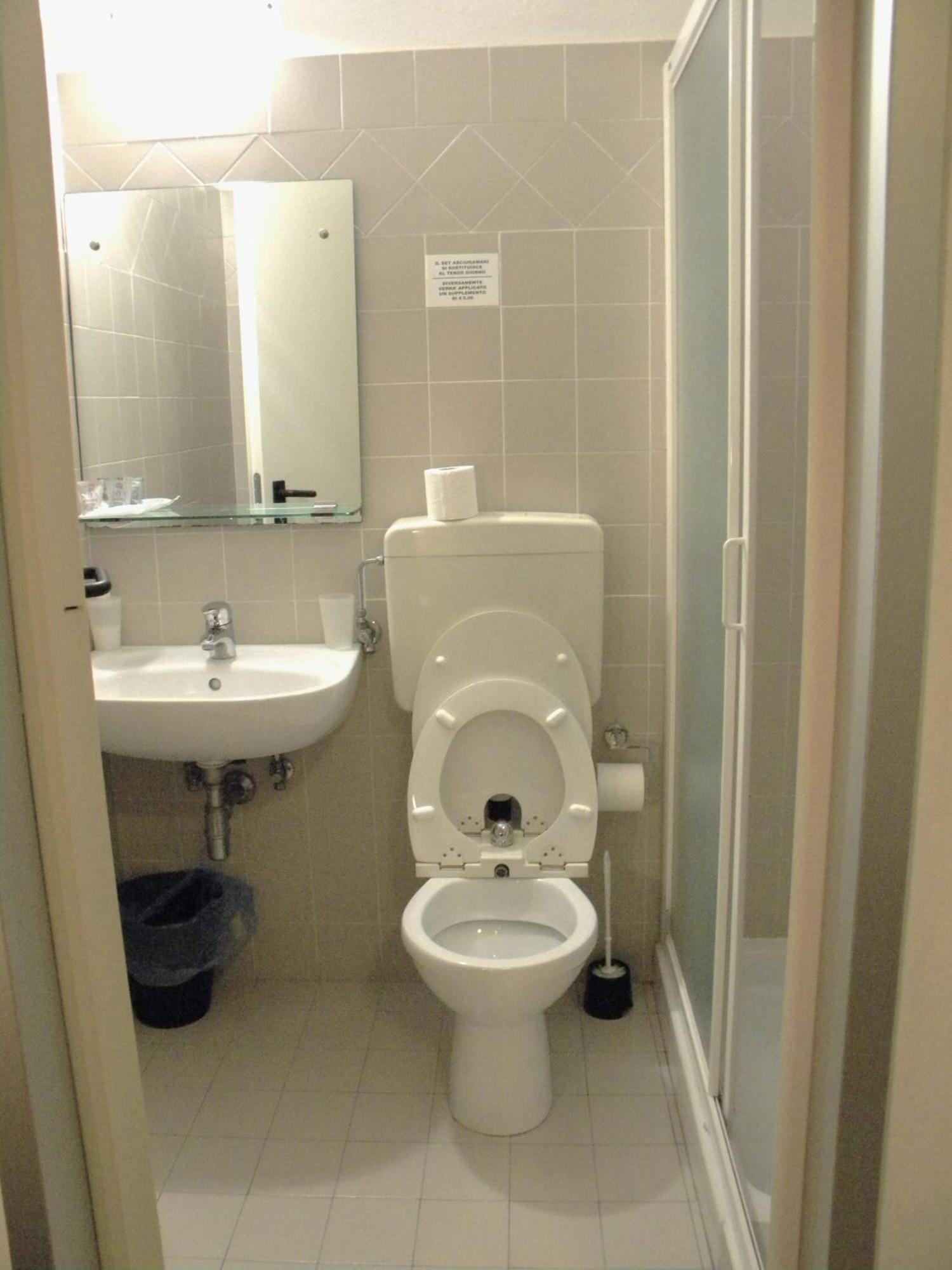 קרביה Wuhostel מראה חיצוני תמונה